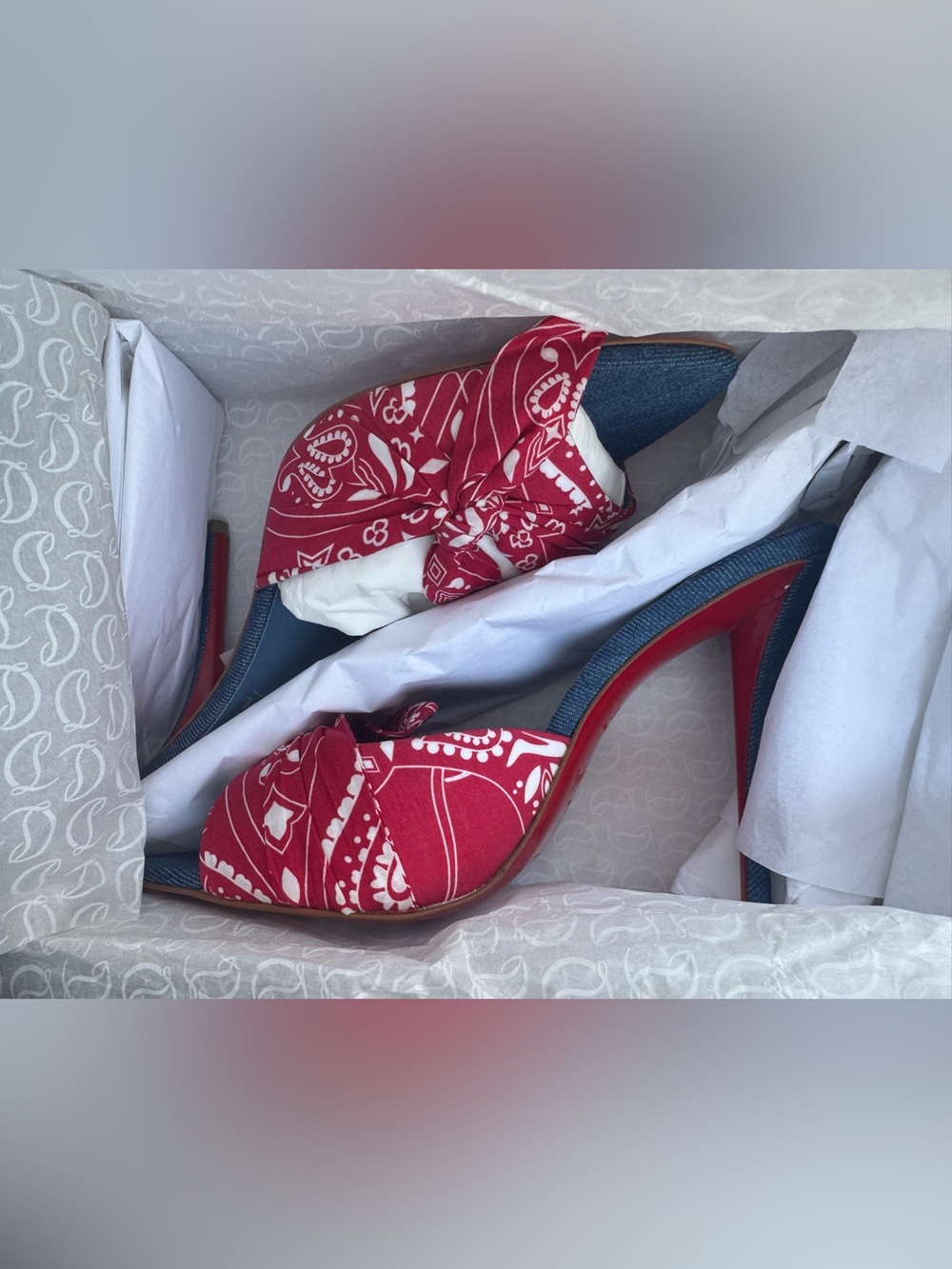 Christian Louboutin Red Bandana Knot Denim-Trim Slide - Picture 5 of 7